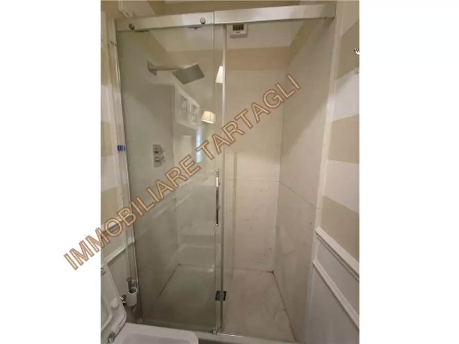 Immagine 12 di Appartamento in affitto  a Firenze