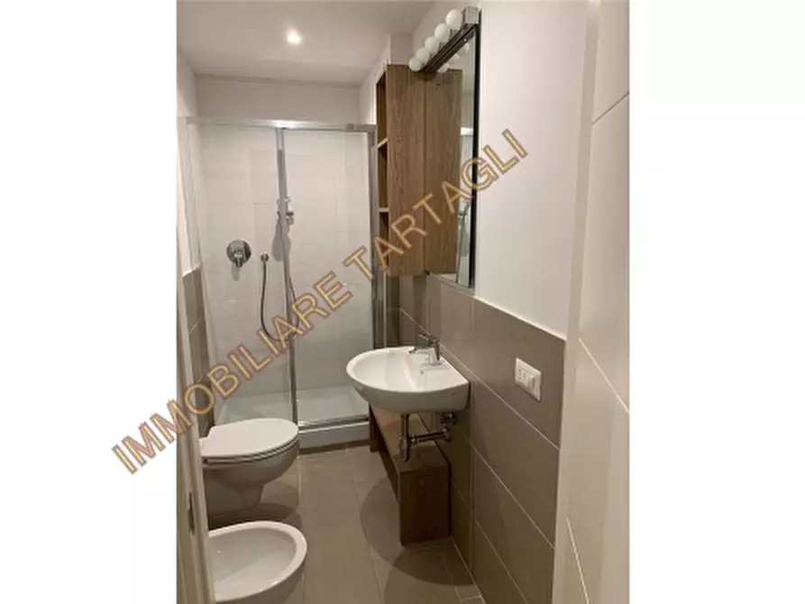 Immagine 11 di Appartamento in affitto  a Firenze