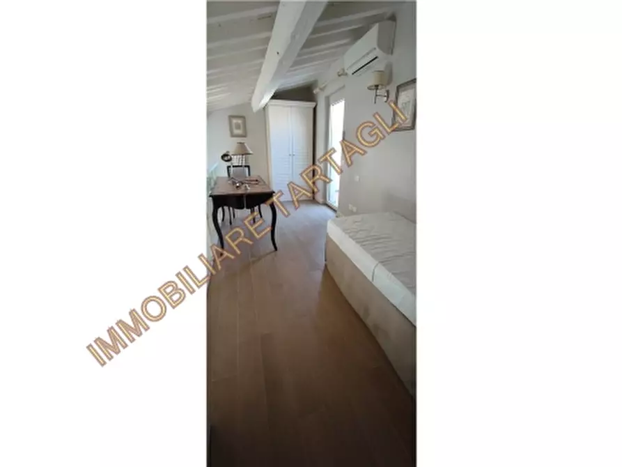 Immagine 18 di Appartamento in affitto  a Firenze