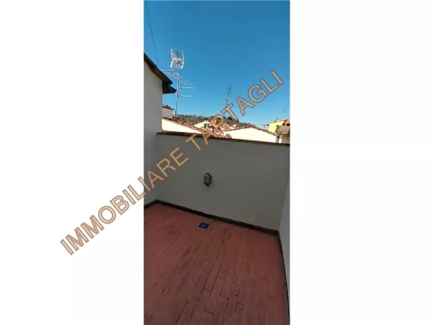 Immagine 31 di Appartamento in affitto  a Firenze