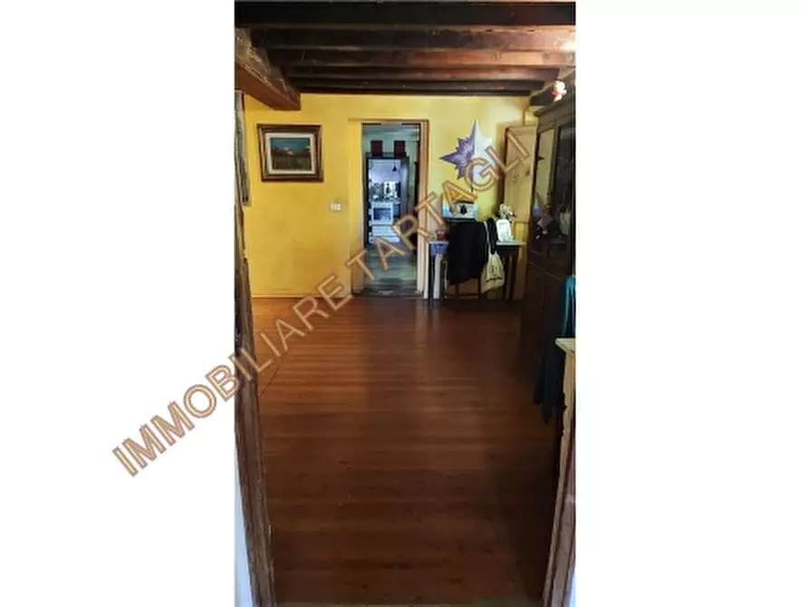 Immagine 7 di Appartamento in vendita  a Firenze