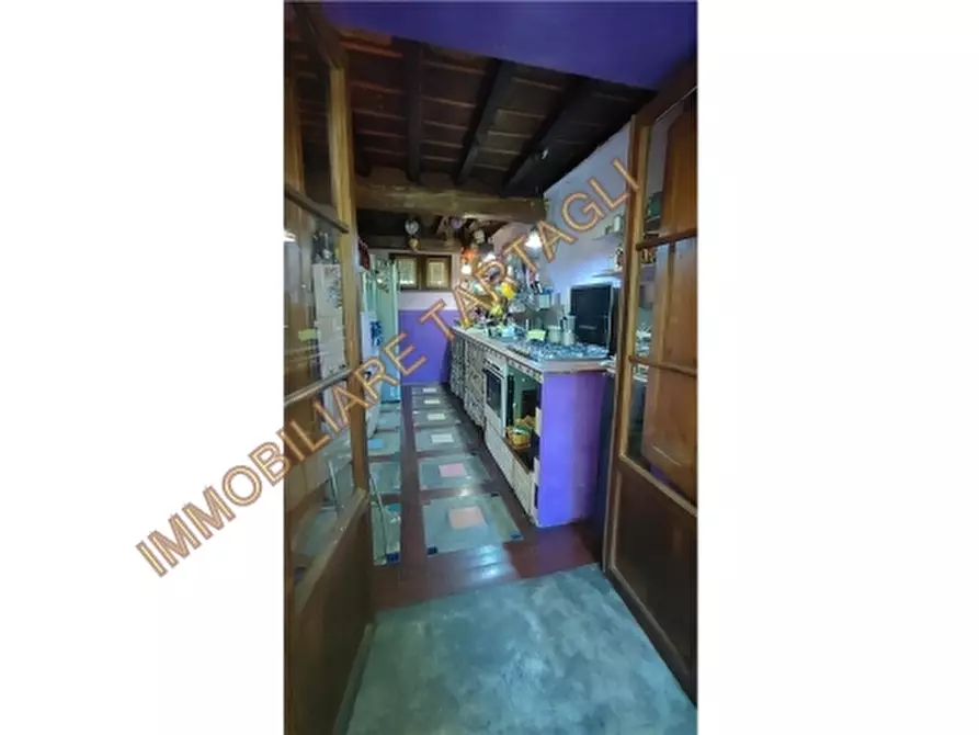 Immagine 11 di Appartamento in vendita  a Firenze