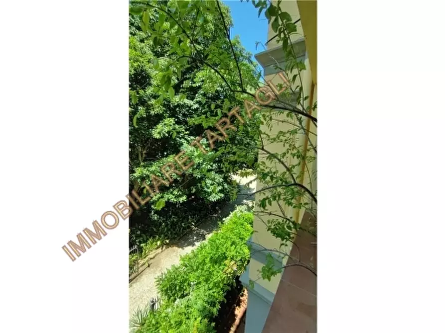 Immagine 29 di Appartamento in vendita  a Firenze