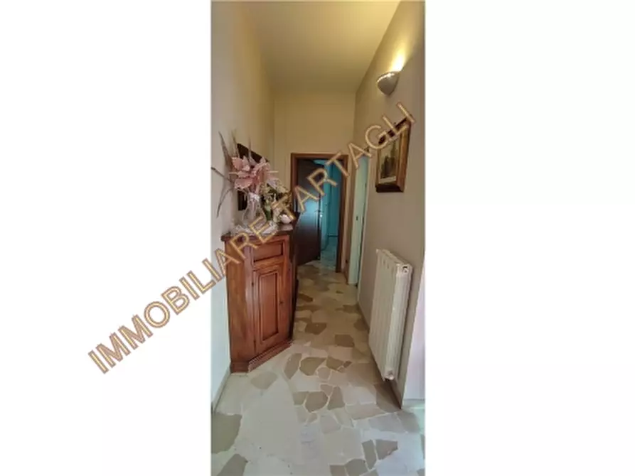 Immagine 25 di Appartamento in vendita  a Firenze