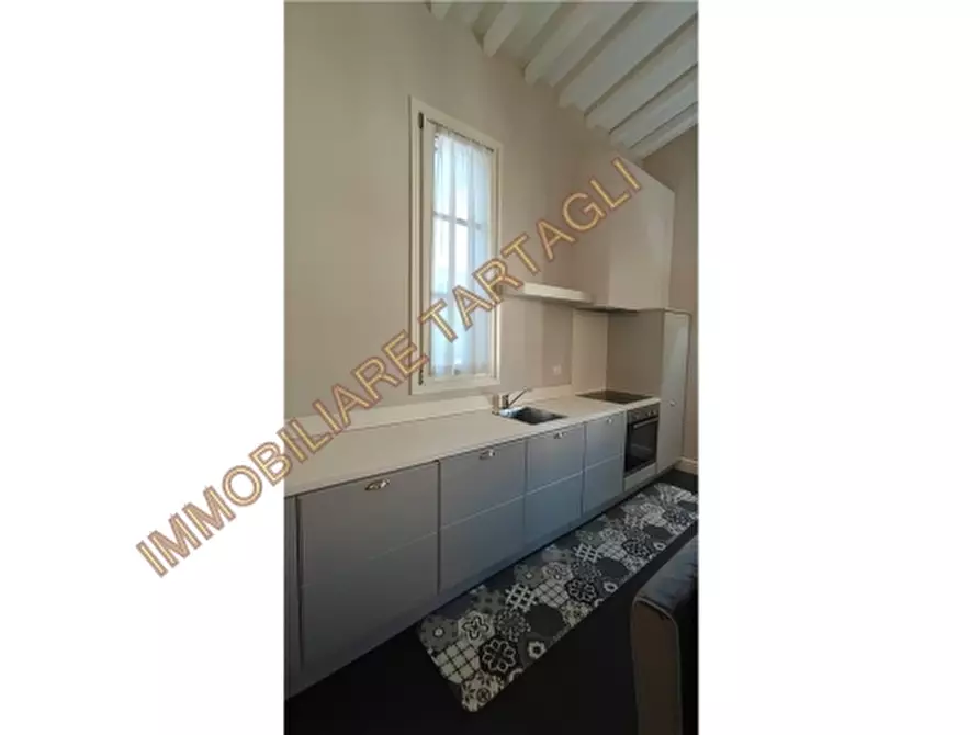 Immagine 8 di Appartamento in affitto  a Firenze