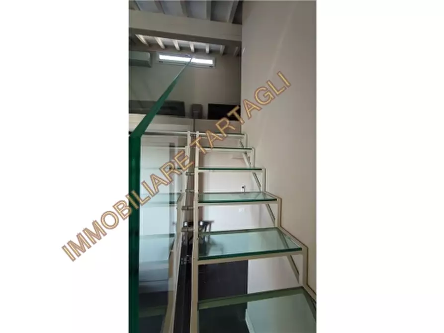 Immagine 13 di Appartamento in affitto  a Firenze