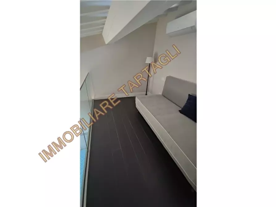 Immagine 16 di Appartamento in affitto  a Firenze