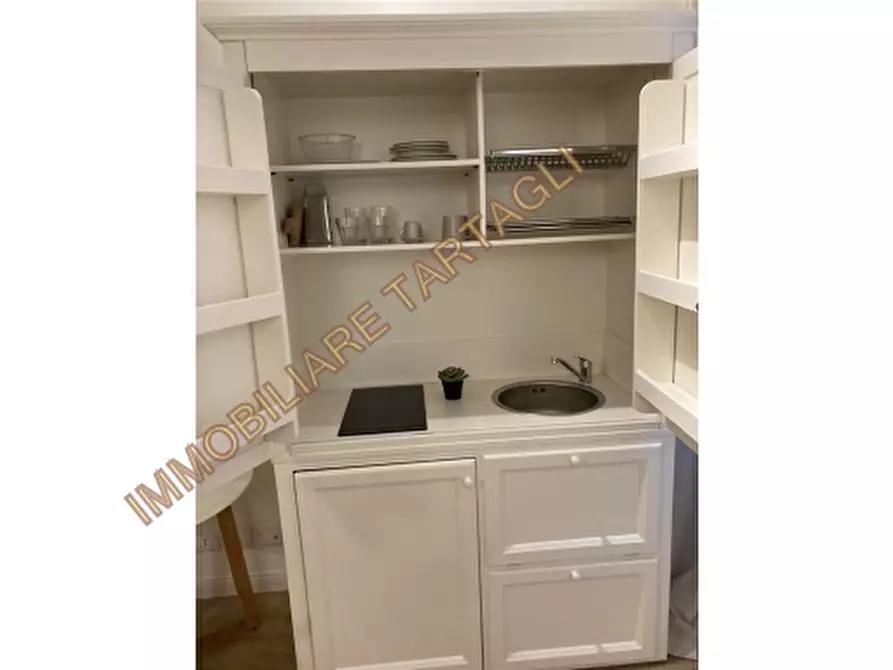 Immagine 5 di Appartamento in affitto  a Firenze