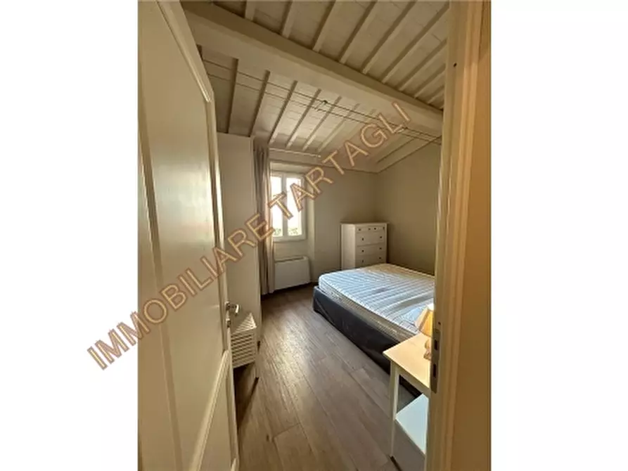 Immagine 11 di Appartamento in affitto  a Firenze