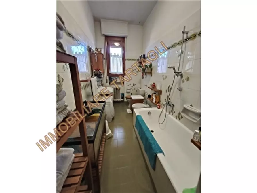 Immagine 23 di Appartamento in vendita  a Firenze