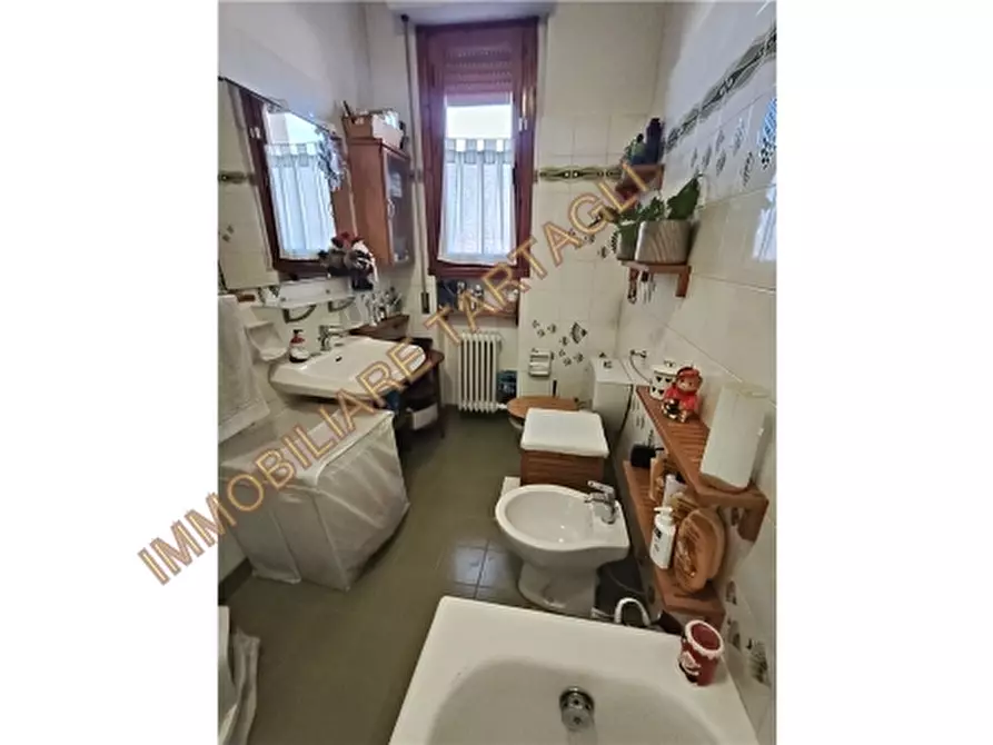 Immagine 24 di Appartamento in vendita  a Firenze