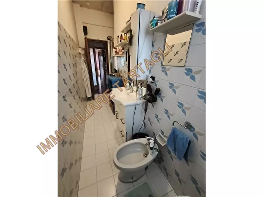 Immagine 27 di Appartamento in vendita  a Firenze