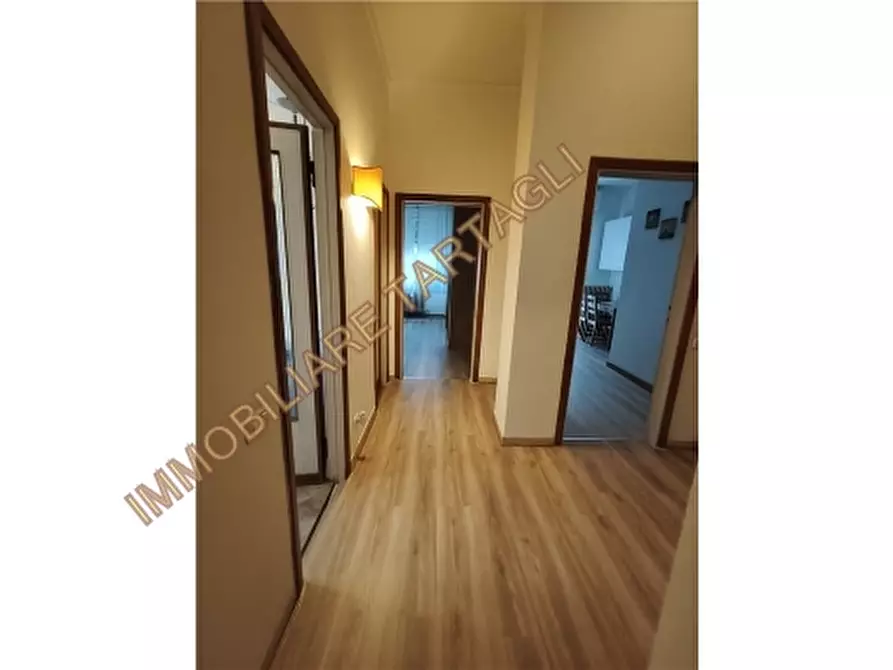 Immagine 13 di Appartamento in vendita  a Firenze