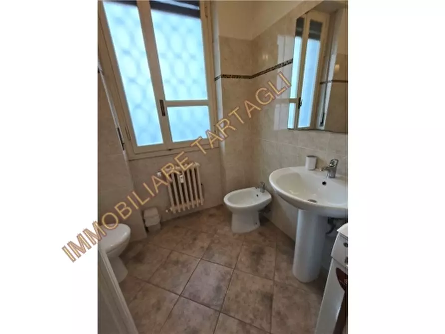 Immagine 15 di Appartamento in vendita  a Firenze