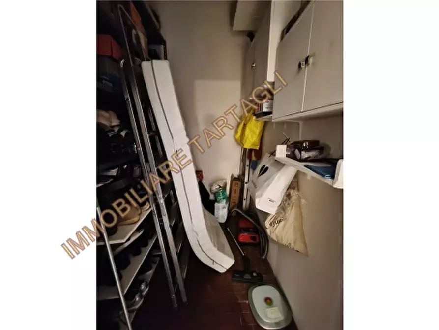 Immagine 28 di Appartamento in vendita  a Firenze