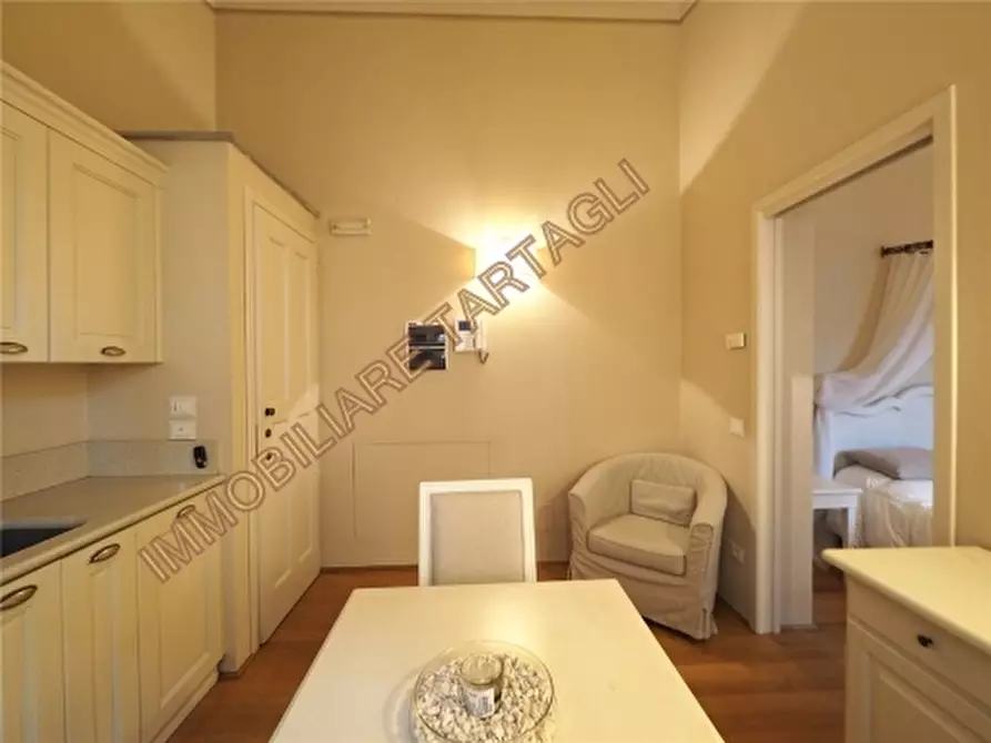 Immagine 1 di Appartamento in affitto  a Firenze