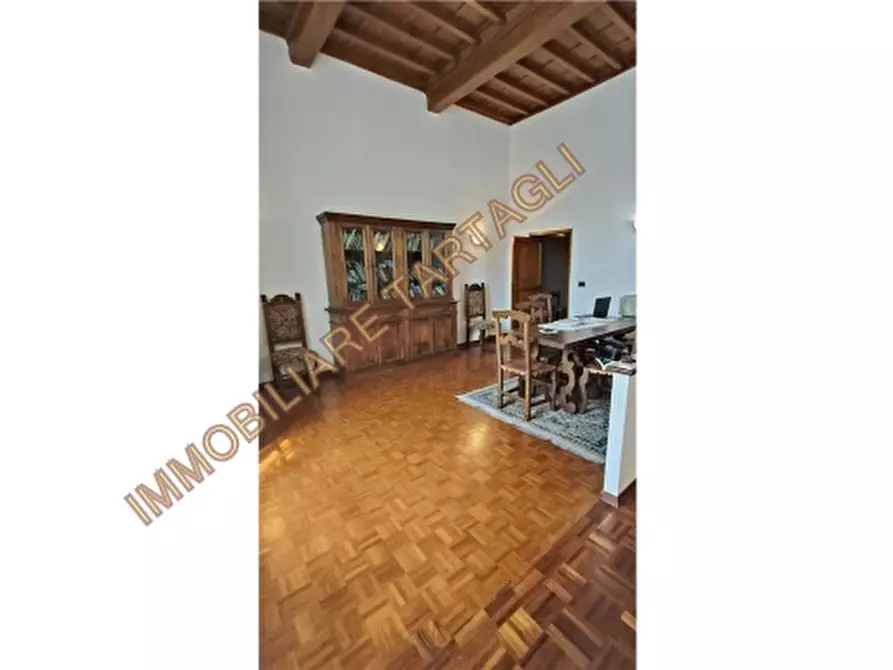 Immagine 2 di Appartamento in vendita  a Firenze