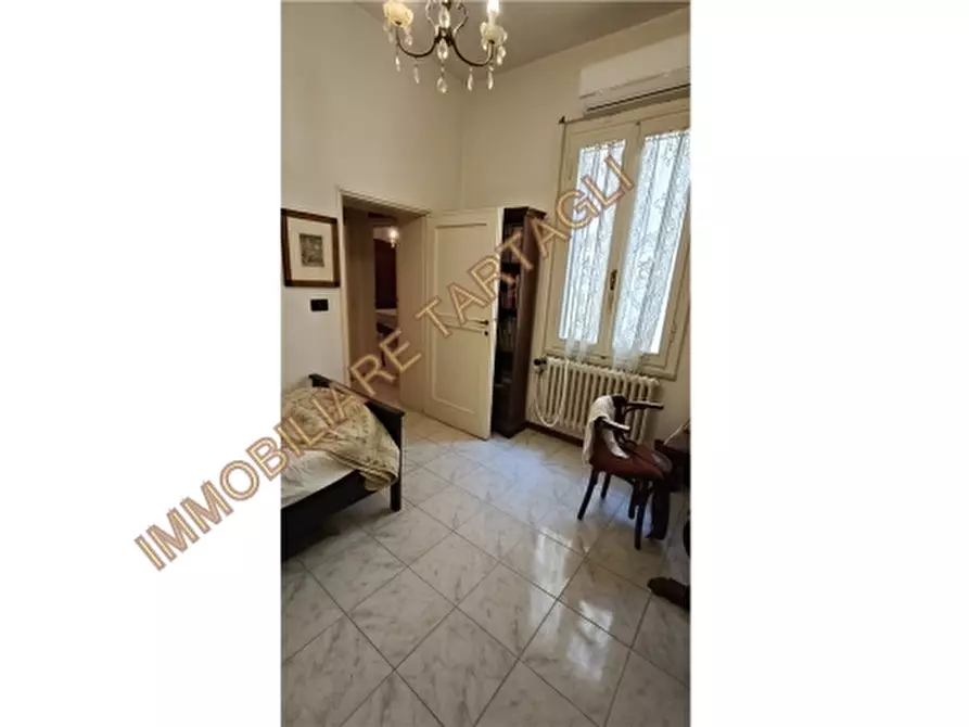 Immagine 15 di Appartamento in vendita  a Firenze