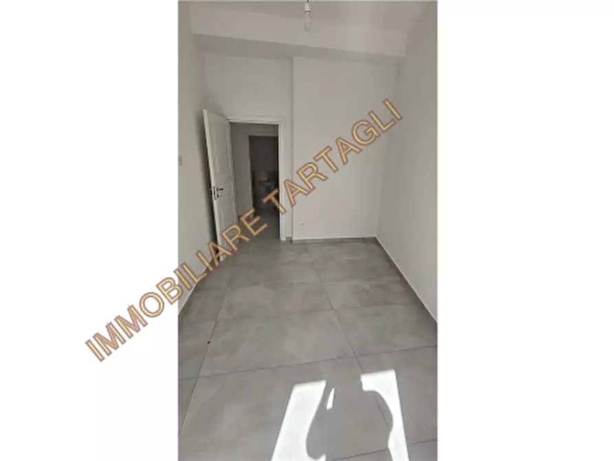 Immagine 8 di Appartamento in vendita  a Firenze