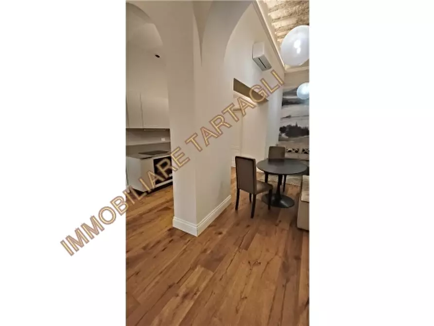 Immagine 2 di Appartamento in vendita  a Firenze