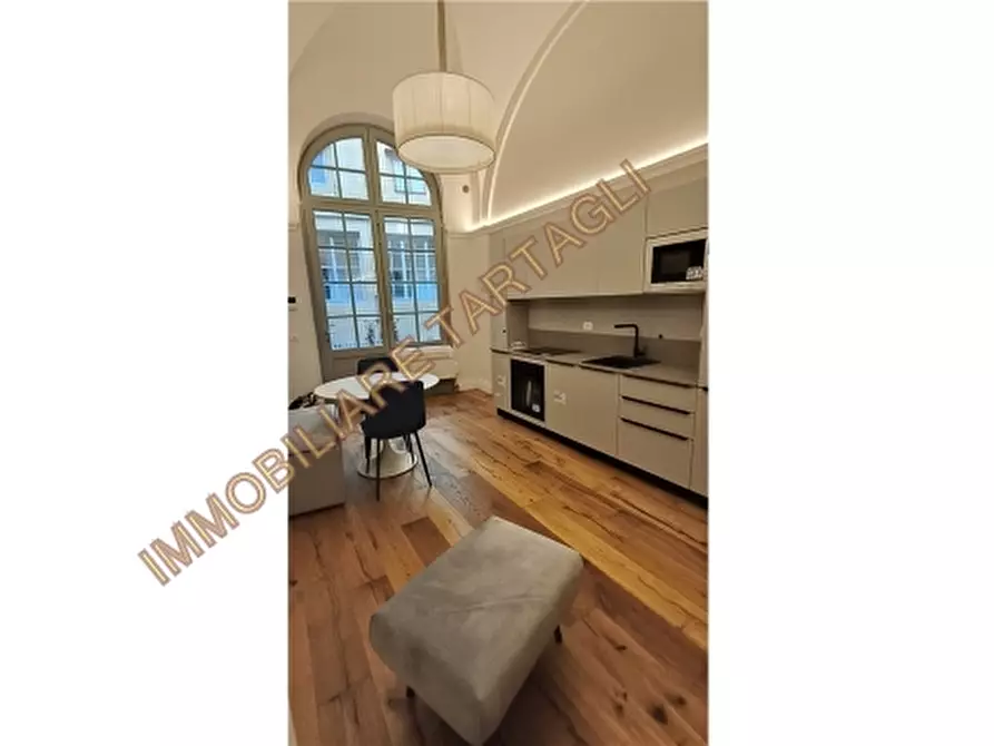 Immagine 4 di Appartamento in vendita  a Firenze
