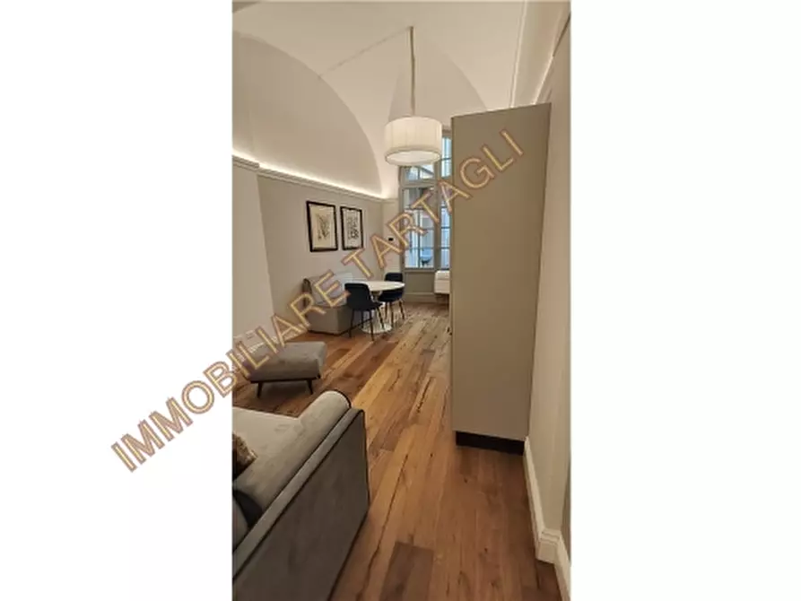 Immagine 6 di Appartamento in vendita  a Firenze