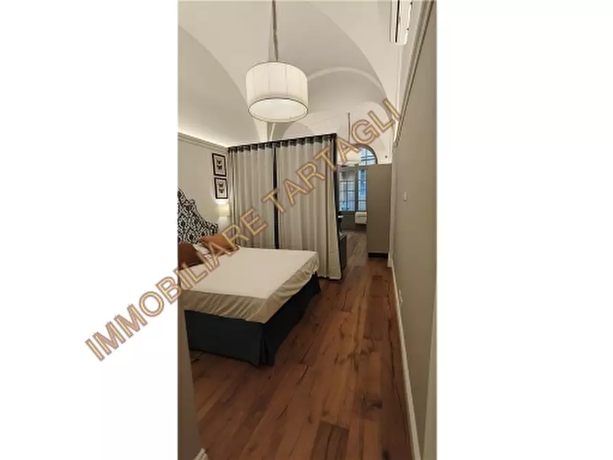Immagine 9 di Appartamento in vendita  a Firenze