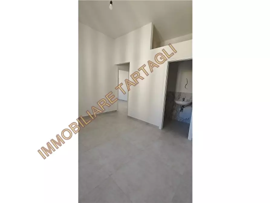 Immagine 5 di Appartamento in vendita  a Firenze