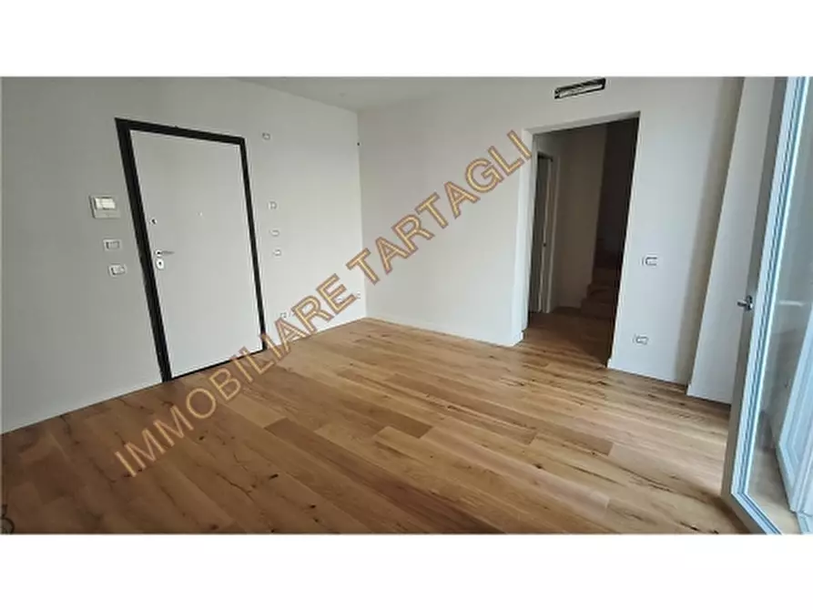 Immagine 3 di Appartamento in vendita  a Firenze