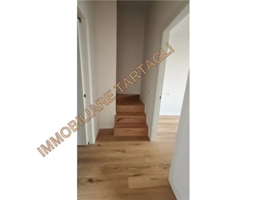 Immagine 12 di Appartamento in vendita  a Firenze