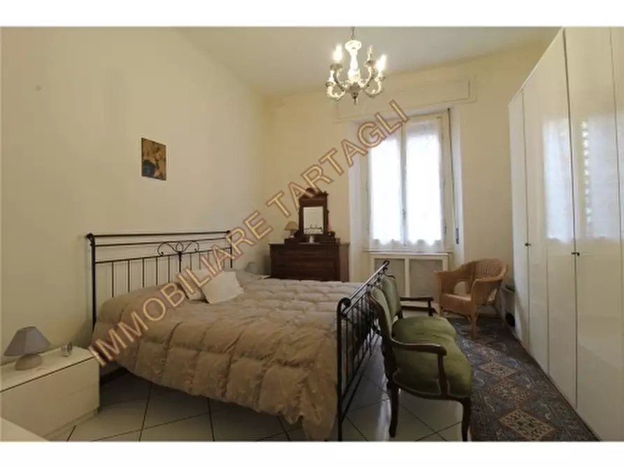 Immagine 4 di Appartamento in vendita  a Firenze