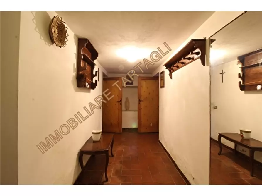 Immagine 9 di Appartamento in vendita  a Firenze