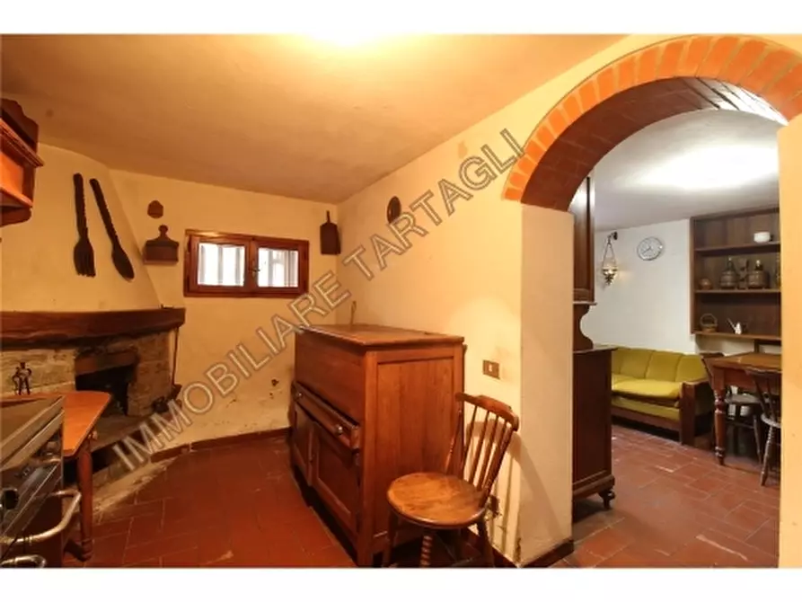 Immagine 11 di Appartamento in vendita  a Firenze