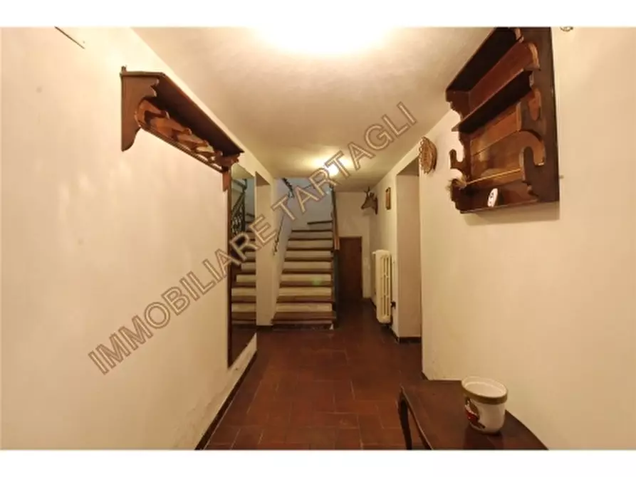 Immagine 12 di Appartamento in vendita  a Firenze