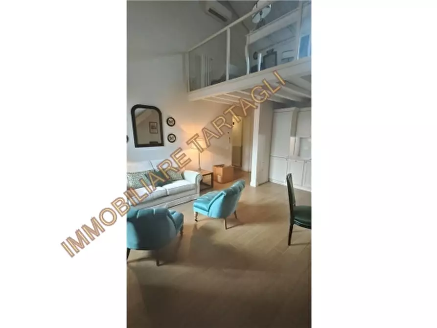 Immagine 1 di Appartamento in affitto  a Firenze