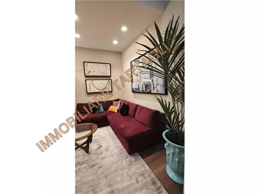 Immagine 2 di Appartamento in affitto  a Firenze