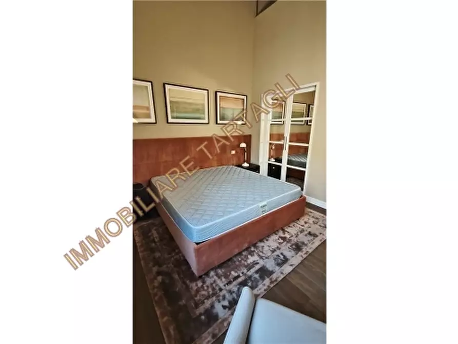 Immagine 21 di Appartamento in affitto  a Firenze