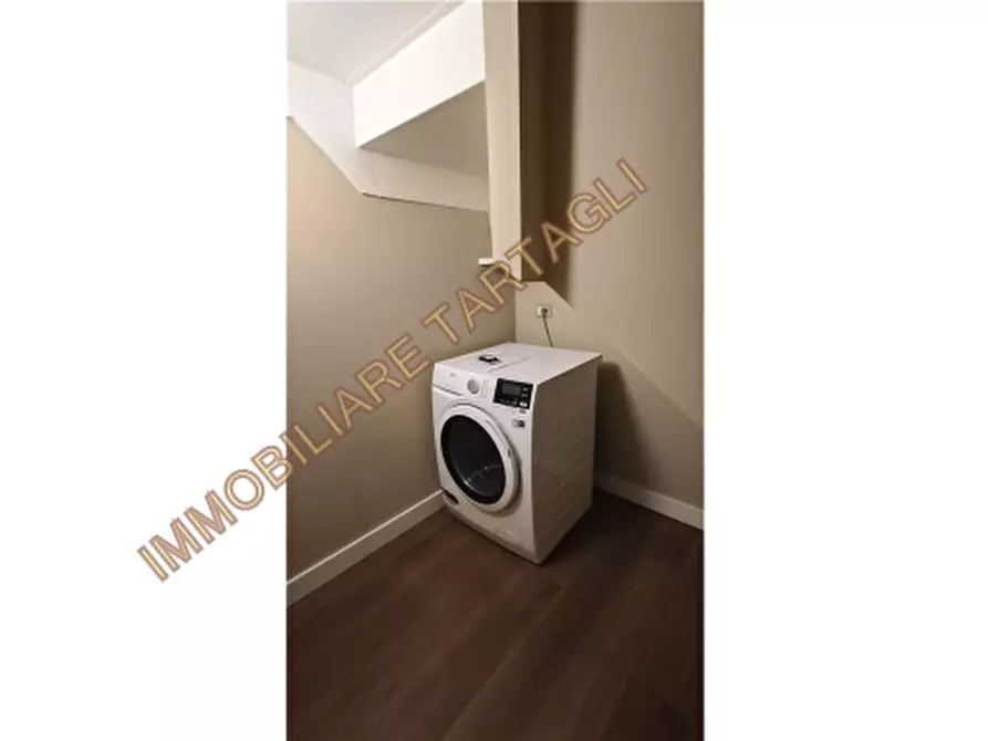 Immagine 22 di Appartamento in affitto  a Firenze