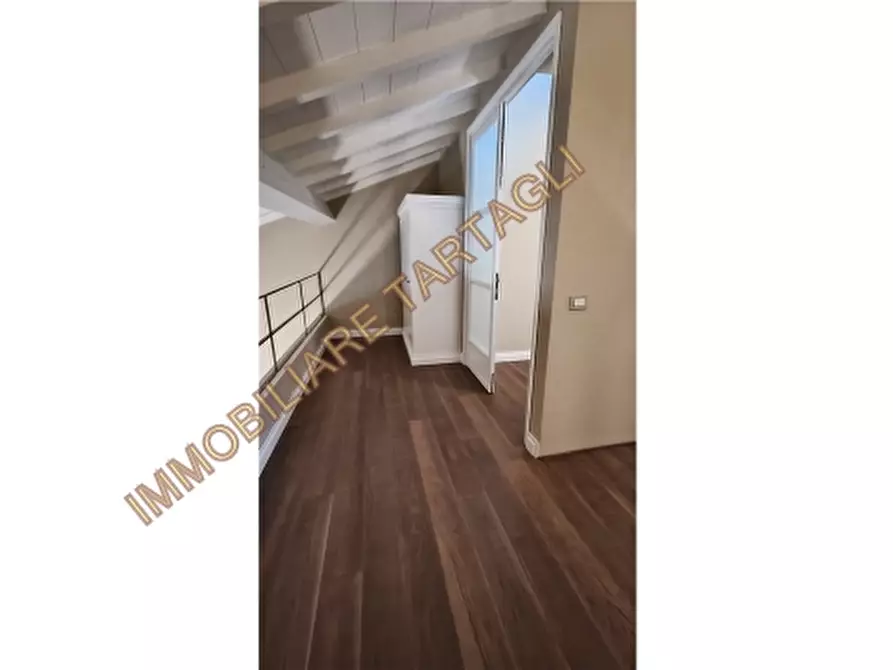 Immagine 30 di Appartamento in affitto  a Firenze