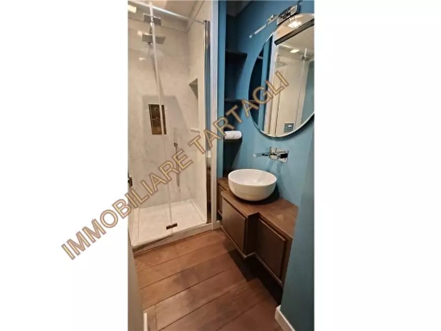 Immagine 41 di Appartamento in affitto  a Firenze