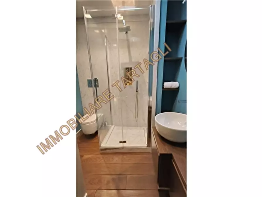 Immagine 42 di Appartamento in affitto  a Firenze