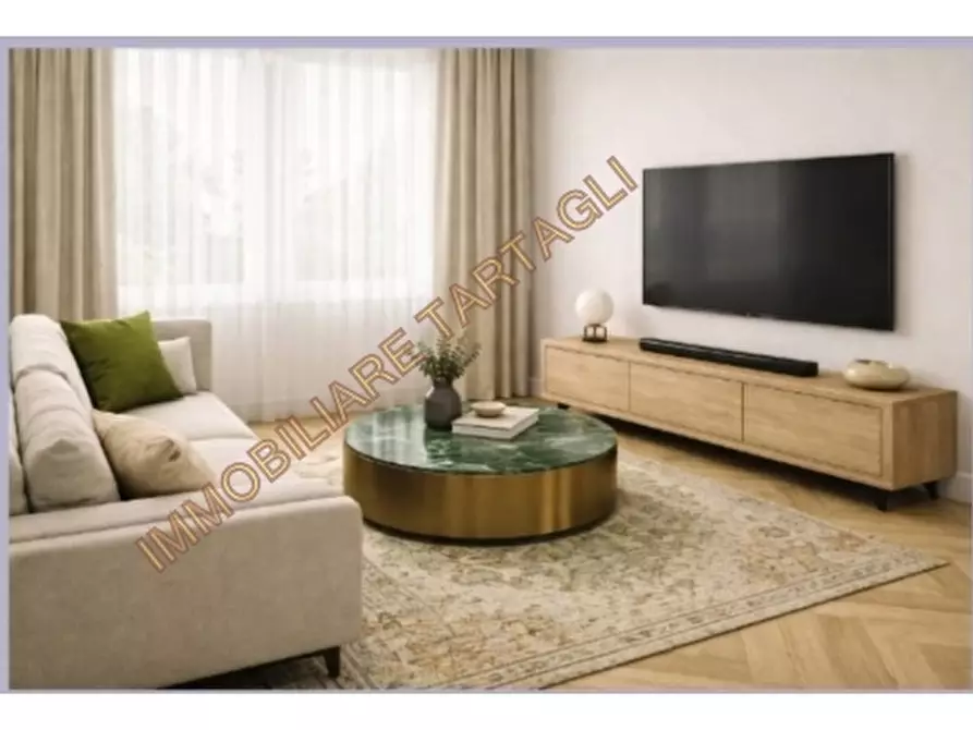 Immagine 2 di Appartamento in vendita  a Firenze