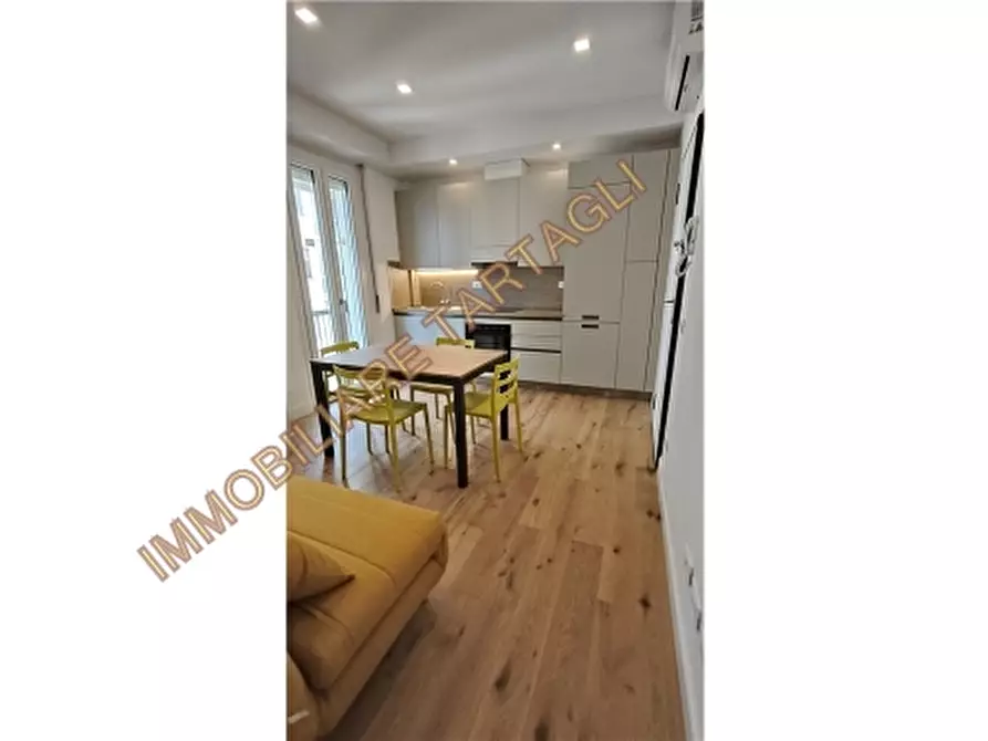 Immagine 1 di Appartamento in affitto  a Firenze