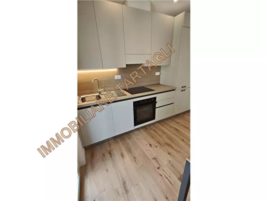 Immagine 2 di Appartamento in affitto  a Firenze