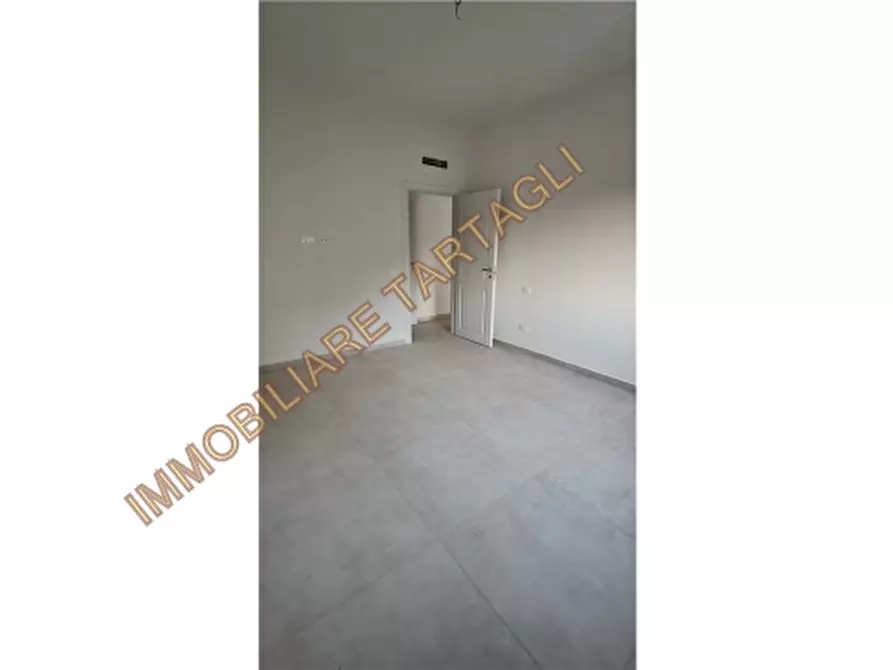 Immagine 7 di Appartamento in vendita  a Firenze