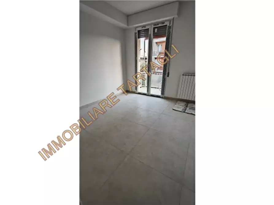 Immagine 8 di Appartamento in vendita  a Firenze