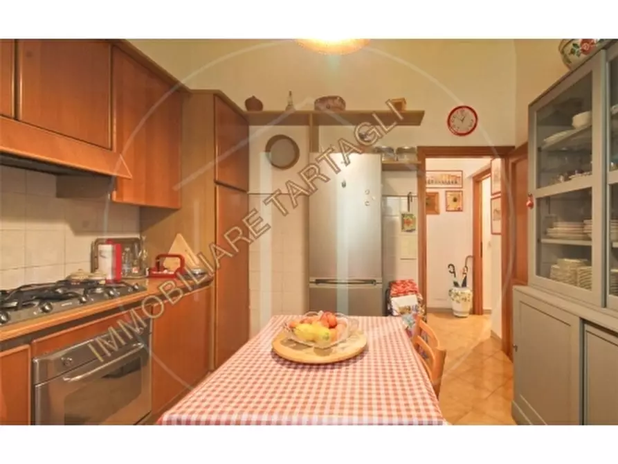 Immagine 7 di Appartamento in vendita  a Firenze