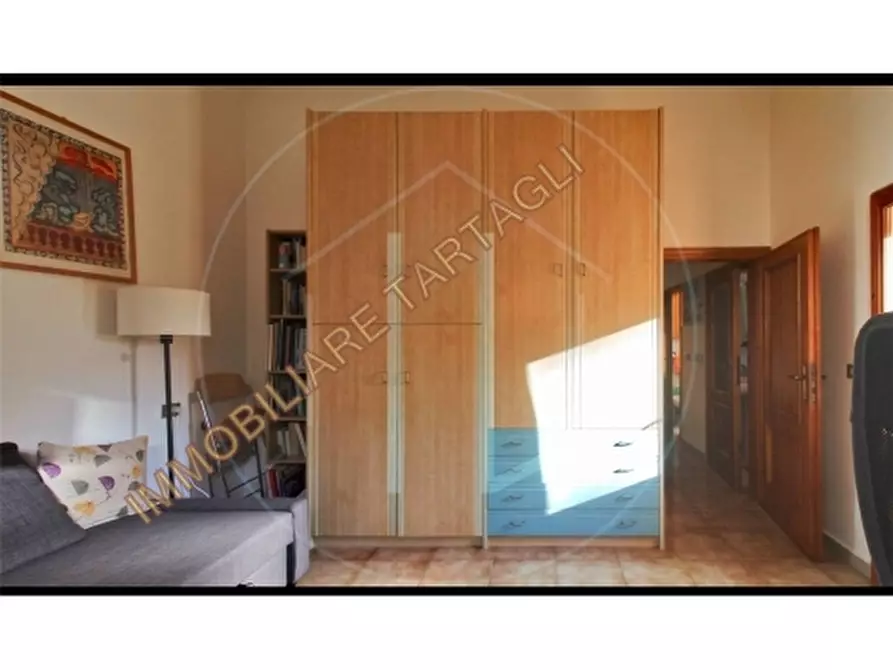 Immagine 14 di Appartamento in vendita  a Firenze