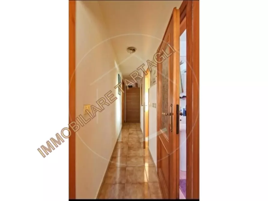 Immagine 15 di Appartamento in vendita  a Firenze