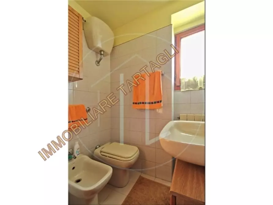 Immagine 18 di Appartamento in vendita  a Firenze